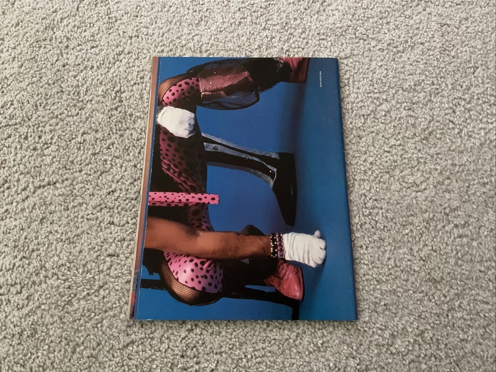 METAL MUSCLE POSTER MAGAZINE 1986 KISS RANDY RHOADS TWISTED SISTER MOTLEY CRUE