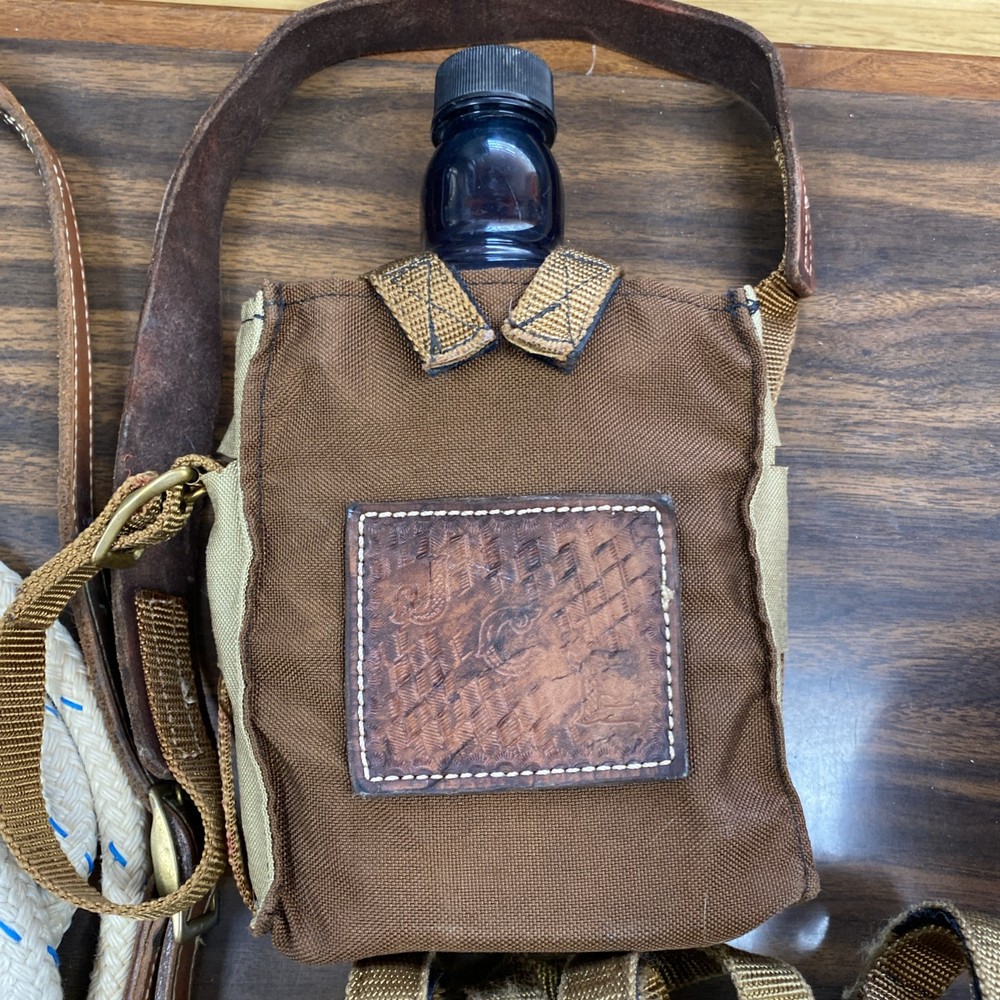 HEADSTALL, REINS, SNAFFLE, POMMEL BAG, CANTEEN