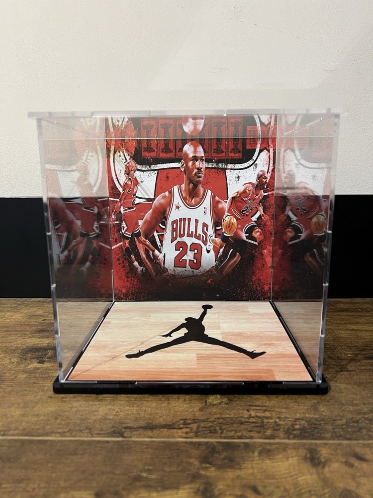 Michael Jordan Custom Card Display - Bulls