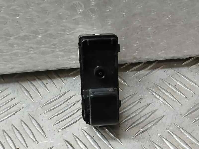 D09H66370 Rear Left Window Regulator Switch Mazda 2 Lim. 4796011