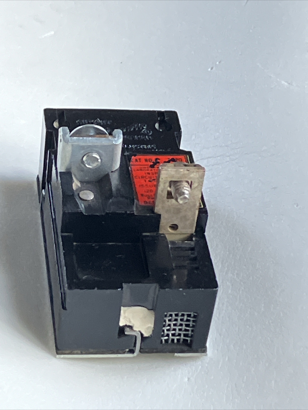 Bulldog P120, 20 Amp, 120 Volt, 1 Pole Pushmatic Circuit Breaker- WARRANTY