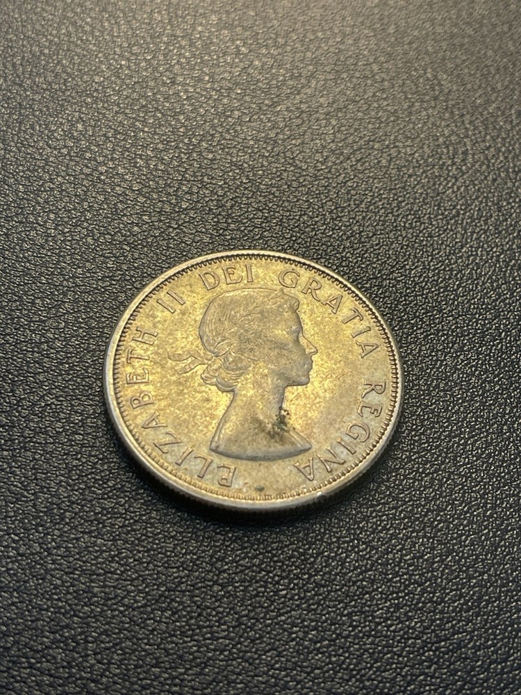 1963 CANADA SILVER 50 CENTS COIN