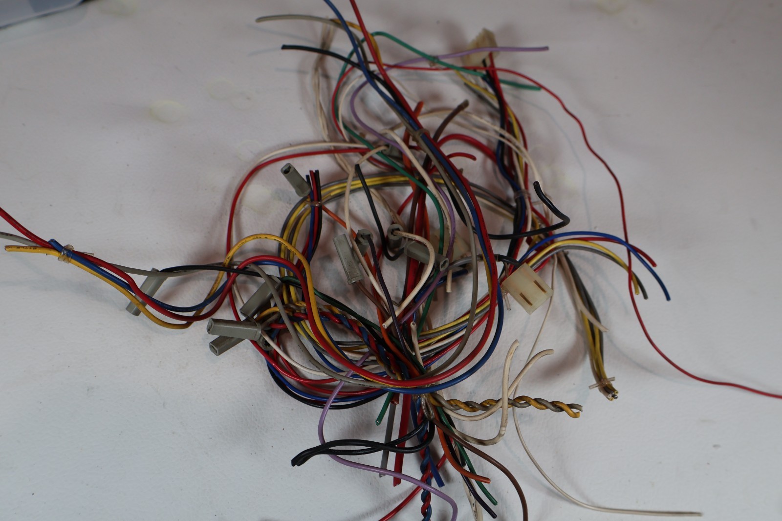 Original Sansui AU-717 Wire and Connectors