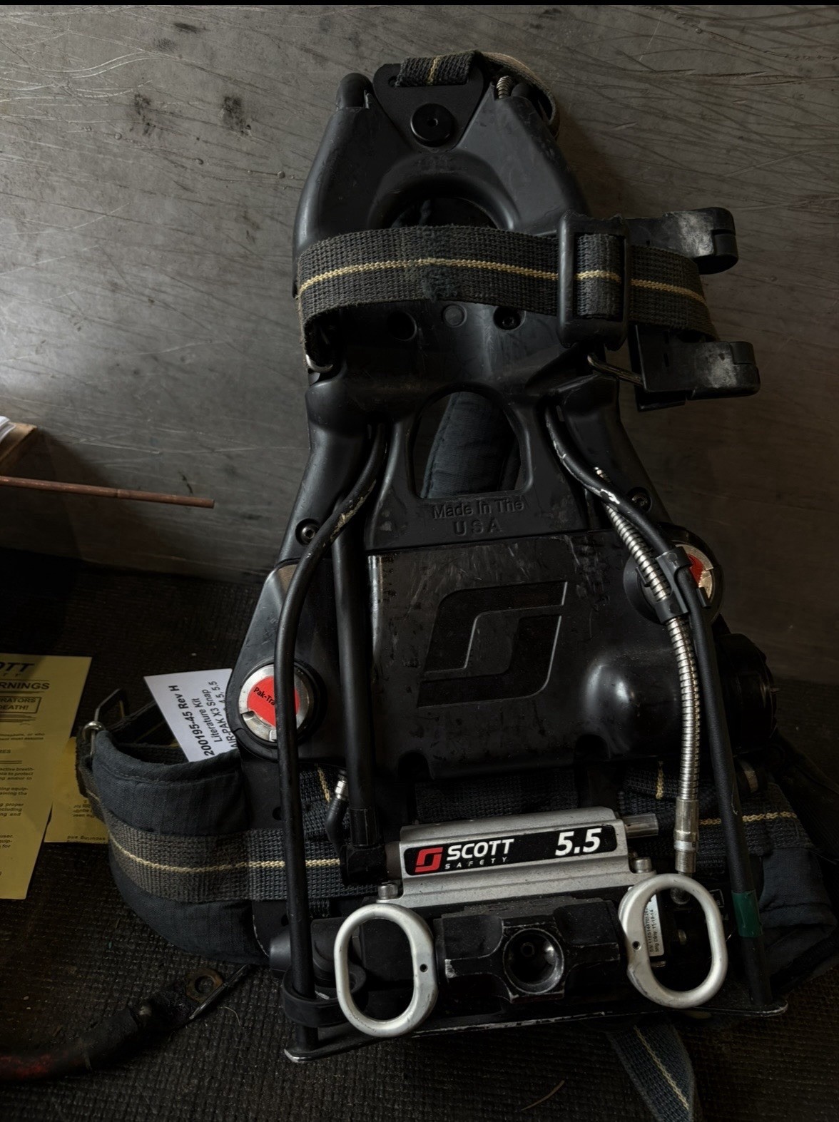 Scott 5.5 Air-Pak X3 w/ Regulator + 45min 5500 PSI QC Cylinder 2023 – No Mask