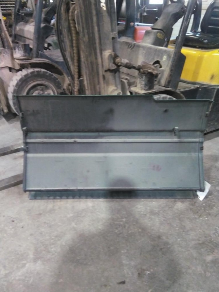 For 2012 FREIGHTLINER COLUMBIA 120 SIDE FAIRING Left , MN