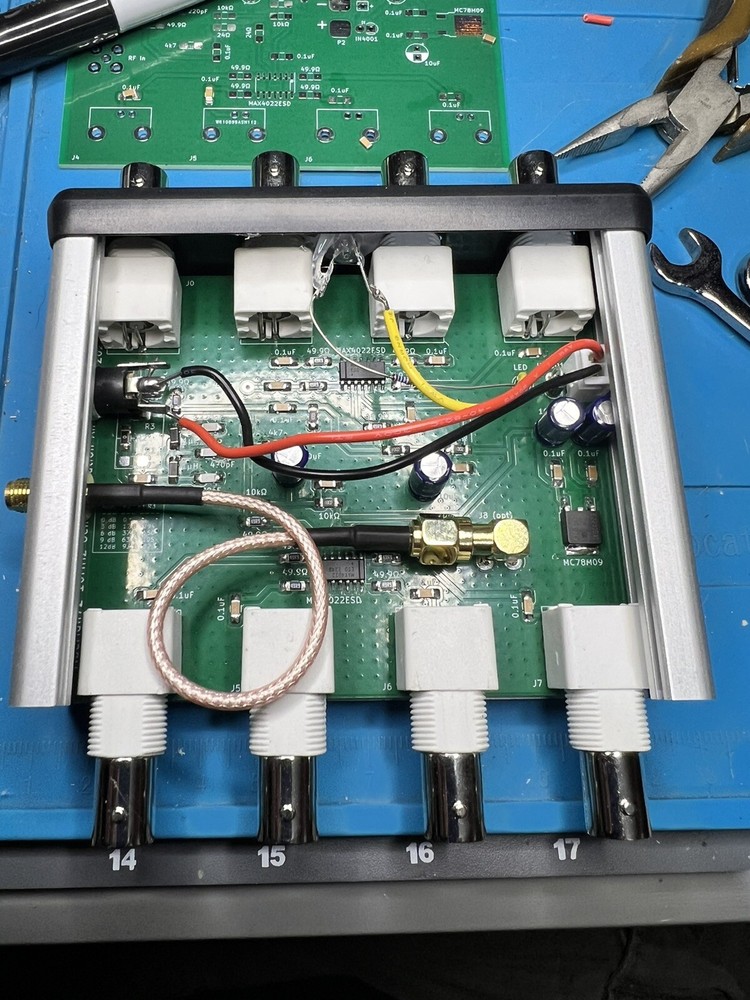 10MHz Distribution Amplifier for GPSDO OCXO With 8 Outputs