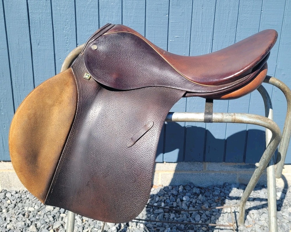 Stubben Siegfried 18.5" Saddle