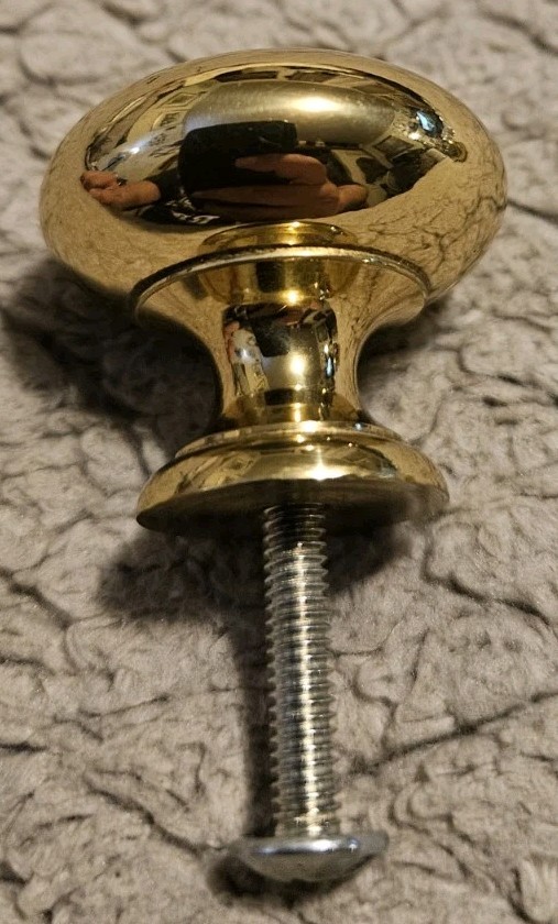 Brass Drawer Pull 1 1/4 Inches