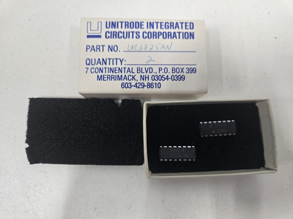 Lot of Unitrode Integrated Circuits Chips Controllers Circuits