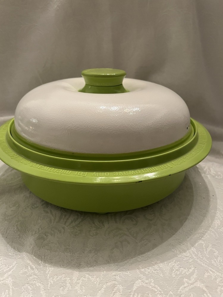 Range Mate Round Microwave Grill Pan with Steamer & Muffin Inserts - Green