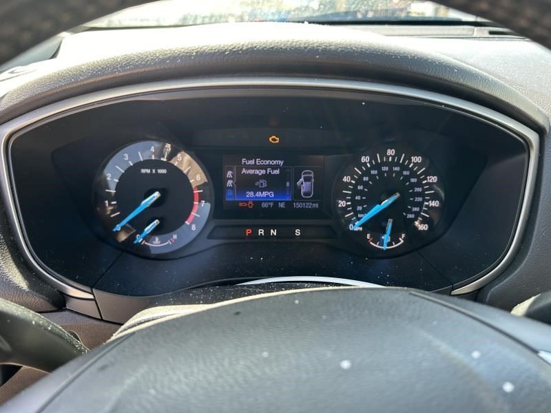 FUSION 2013 High Mounted Stop Light 104572282