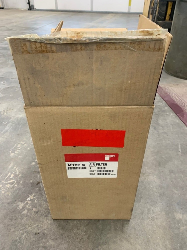 Fleetguard AF1758 Air Filter