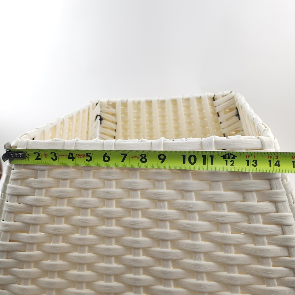 Bethlehem Lights Square Wicker Christmas Tree Collar in White