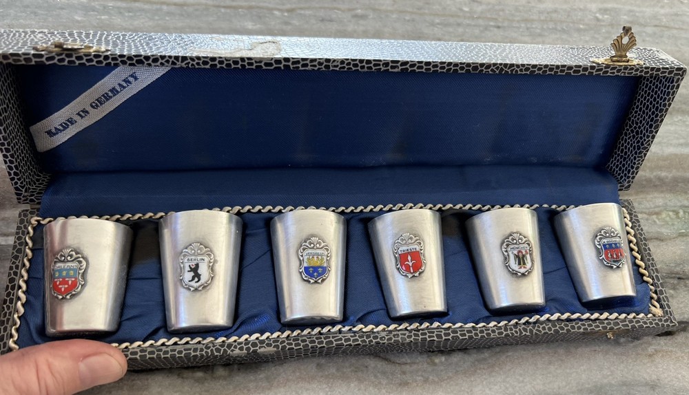 VTG GERMANY SET 6 CITY COAT OF ARMS SILVER PLATE SHOT GLASS CUPS W/ CASE