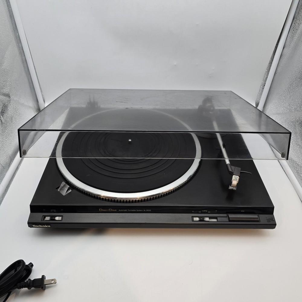 VTG Technics SL-DD22 Direct Drive Fully Automatic Turntable Fully TESTED! (READ)