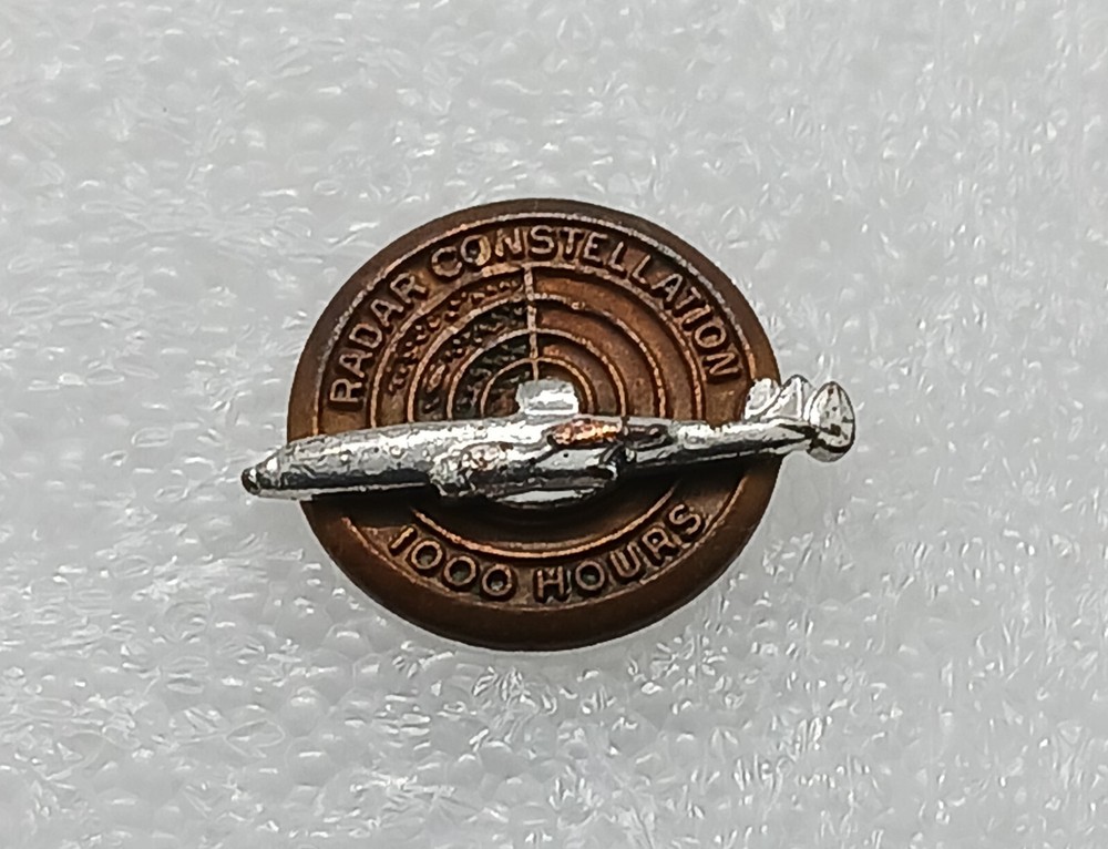USAF Lockheed Radar Constellation 1000 Hours Pin