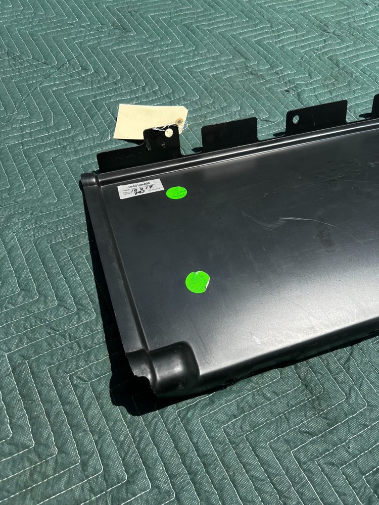 2018-2024 FREIGHTLINER CASCADIA FRONT RIGHT SIDE FORWARD WALL PANEL OEM