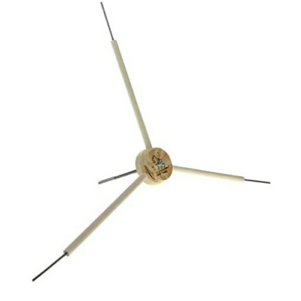 SQUIRREL A WHIRL TRIPLE SPINNER CORN FEEDER SONGBIRD ESSENTIALS SEWF2160