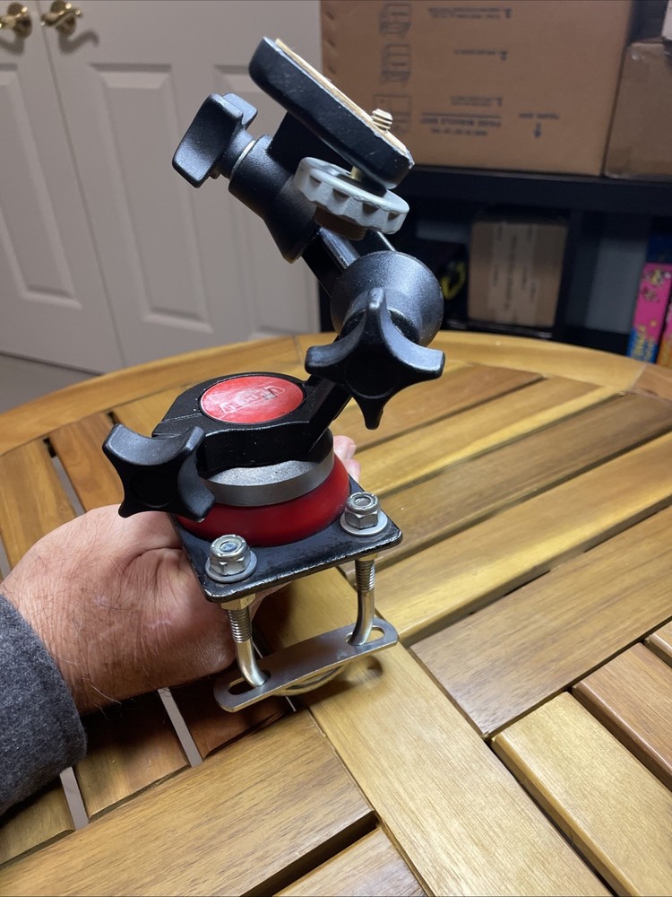 IOPORT Camera Mount