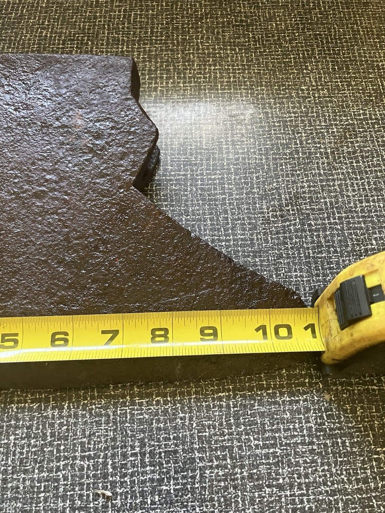 VINTAGE BROAD AXE , HEWING Axe