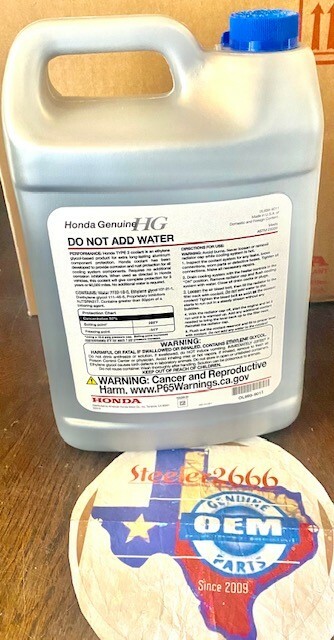 (2) Genuine Honda/Acura Long Life Antifreeze/Coolant Type 2 OL9999011