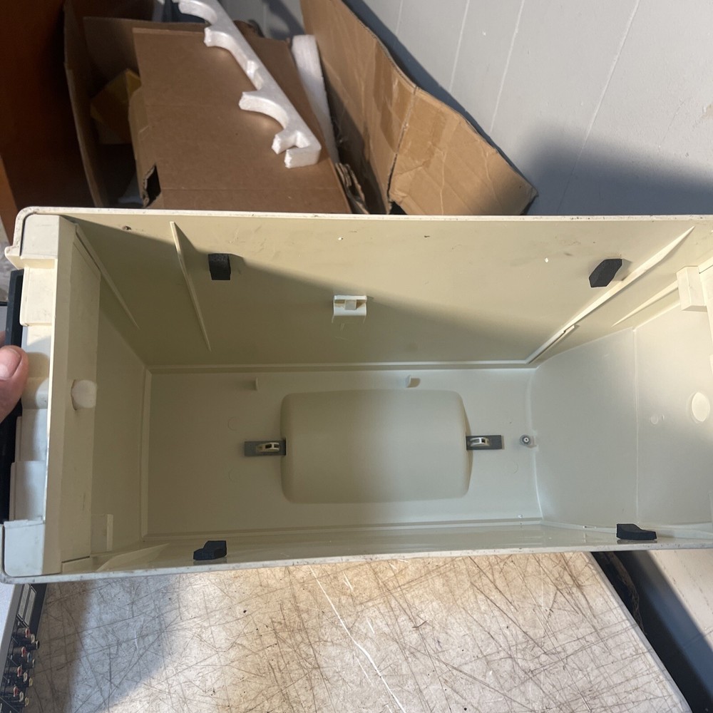 Cover/Lid/Case for Singer Creative Touch Sewing Machine Will Fit Many Models.
