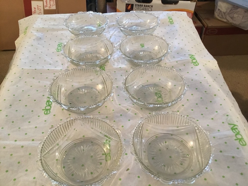 clear glass desert dishes