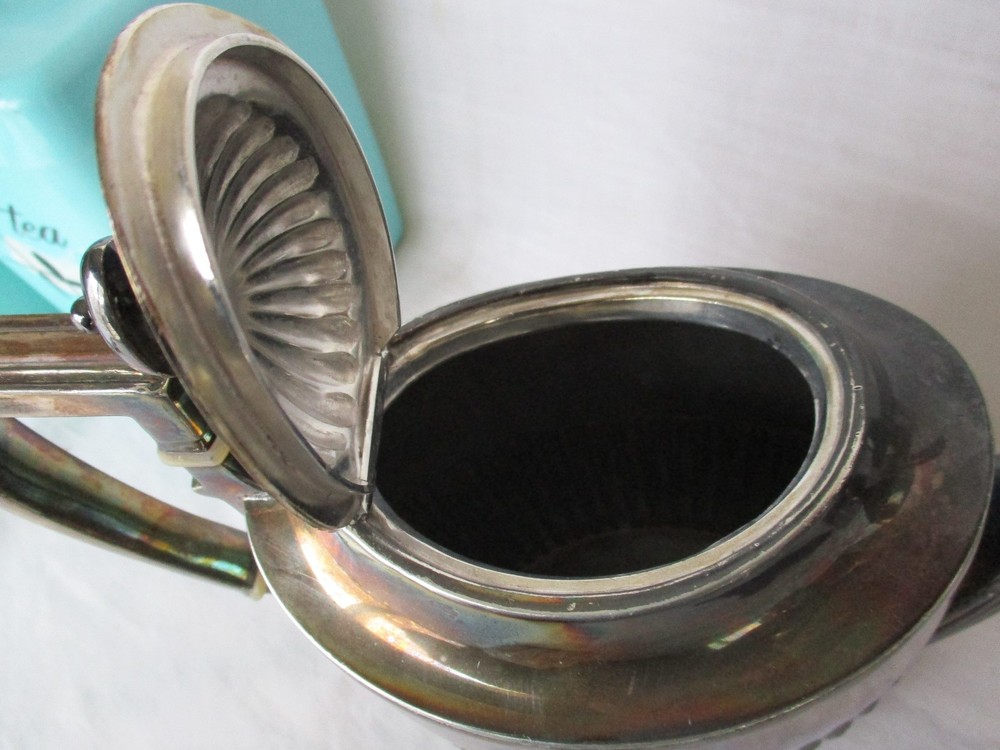 Vintage Meriden Britannia Co TEA POT Silverplate Rogers Bros 2072 MORE PCS *