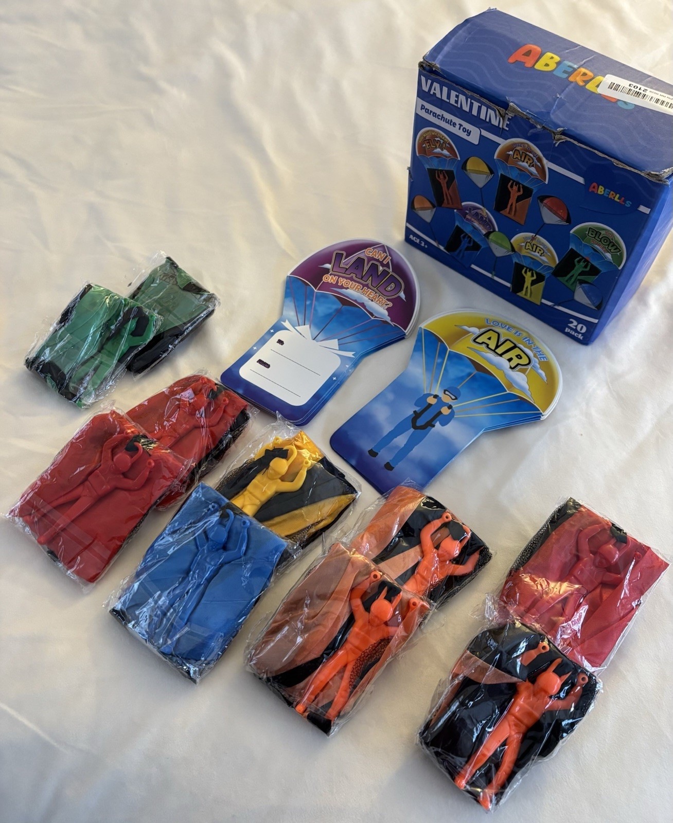 New 1 Lot Prizes Rewards Slappy Hands Pop Tubes Building Flowers BBall Fast Ship