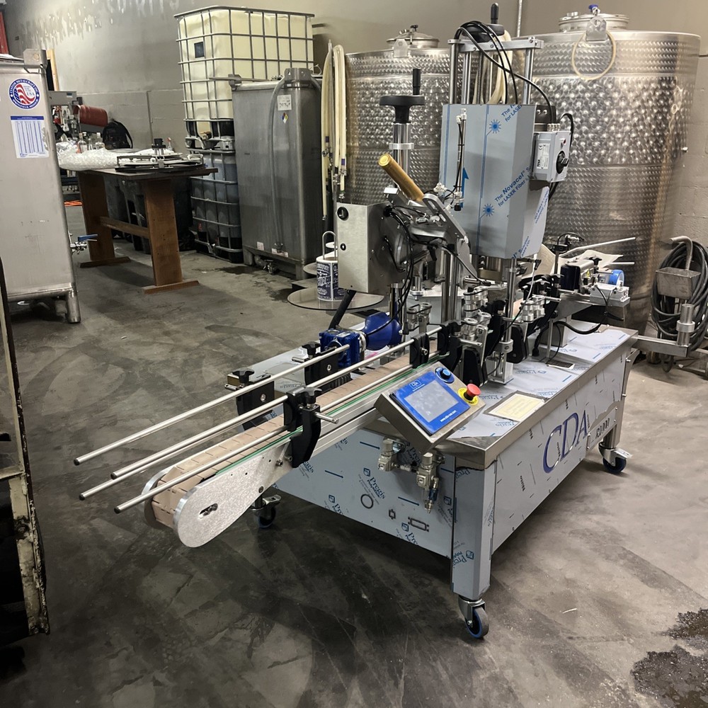 CDA R1000 Bottle Labeler