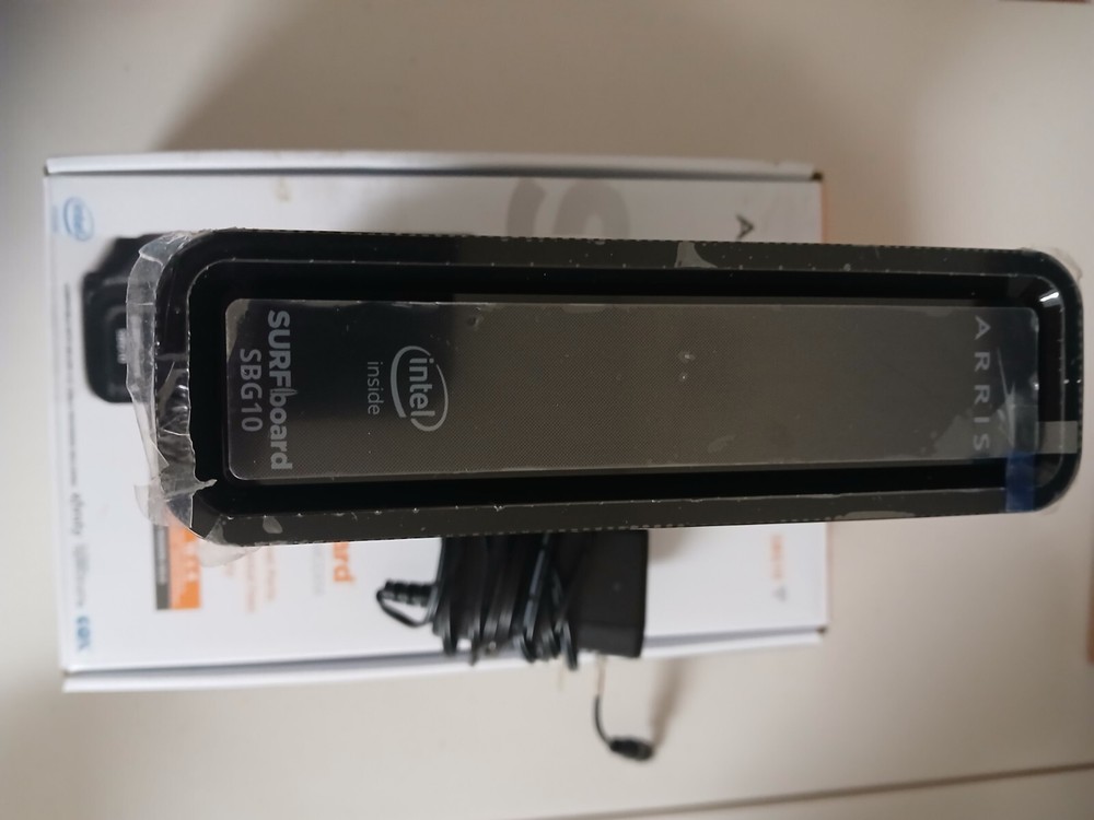 Arris Surfboard SBG10 modem router