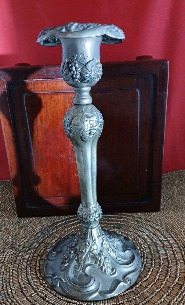 Vintage Godinger Silver Plated 8.5/8" Candlestick Baroque Grape Motif