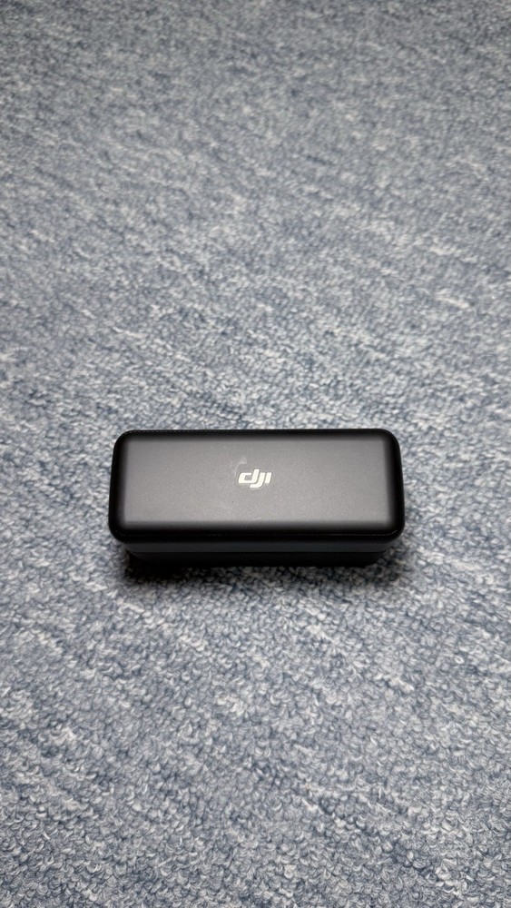 DJI Mic 1 2TX+1RX with Charging Case Microphone Accessory (2 Mics 1 Transmitter)