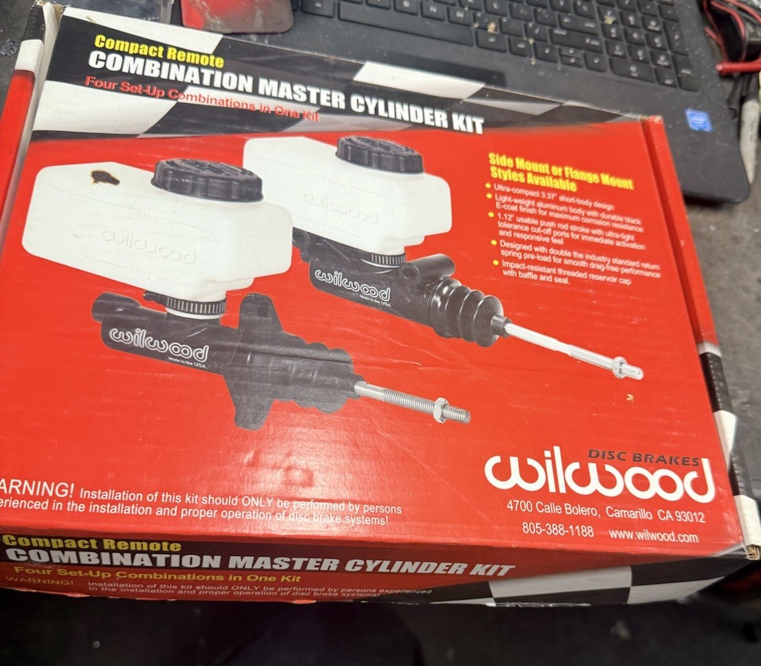Wilwood Combination Master Cylinder  Kit. NEW