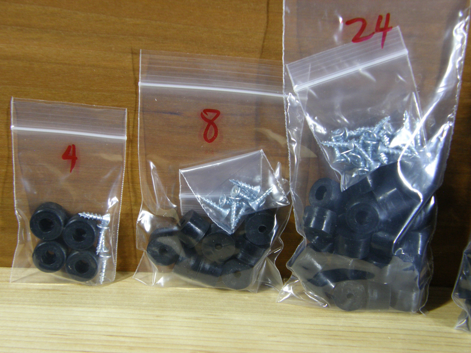 Silicone Rubber Bumper Feet (SMALL 1/2")(5/8")(7/8") BLACK (FIRM) with screws