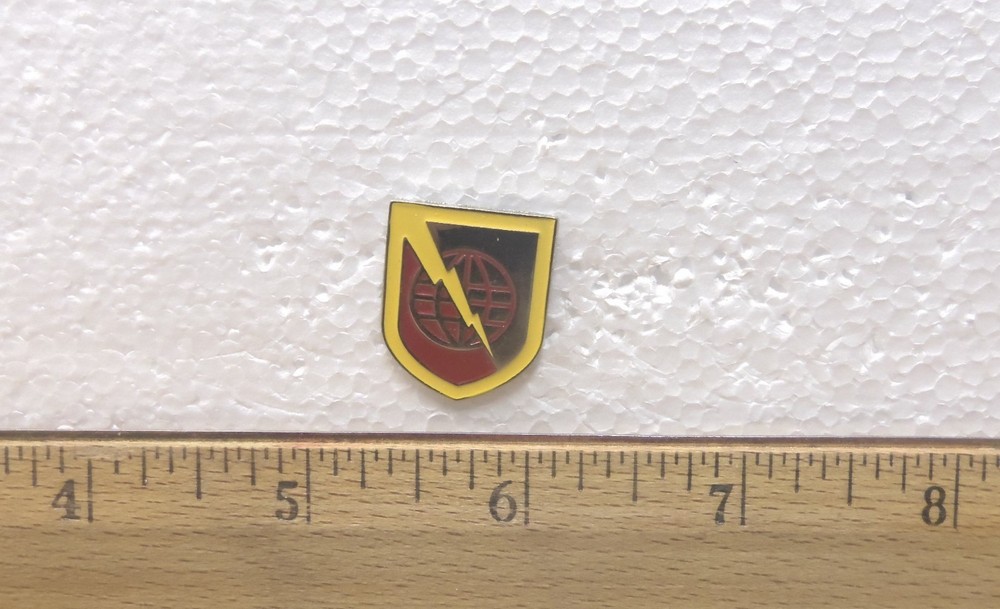 US Army - Strategic Communications Command Pin