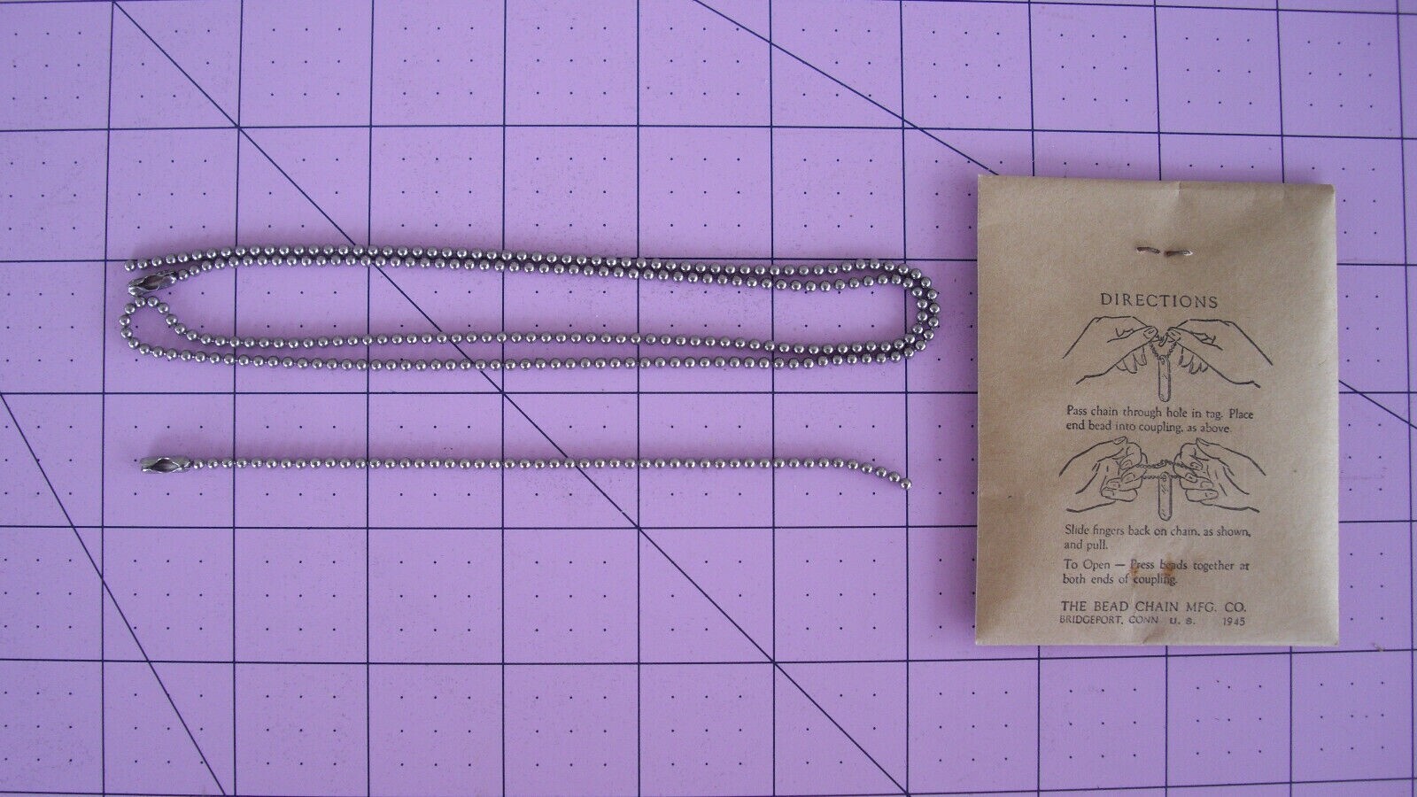 World War II (2) Dog Tag Chains 1945 Sealed Envelope NOS Free Shipping in USA