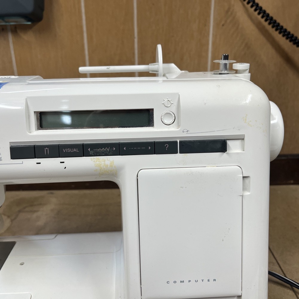 Elna 6004 Sewing Machine