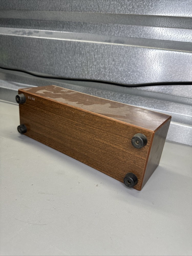 Airborne Instruments Laboratory Type 30 Precision Attenuator