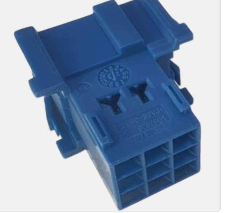 1-967626-2 TE/AMP Connector, 9-Pin, Blue