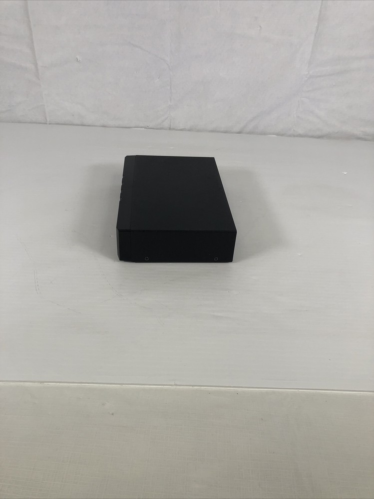 Black Box KV7011A KVM Switch ServSwitch Pro PS/2 USB Servers VGA