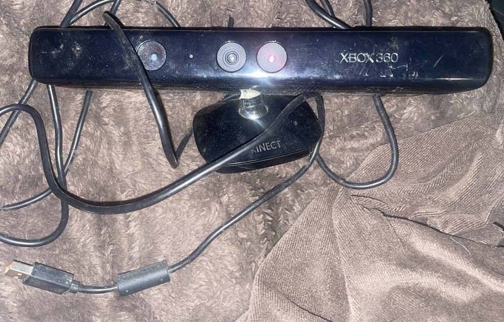 Microsoft Kinect Sensor Motion Camera for XBox 360, for parts (untested,  AS-IS)