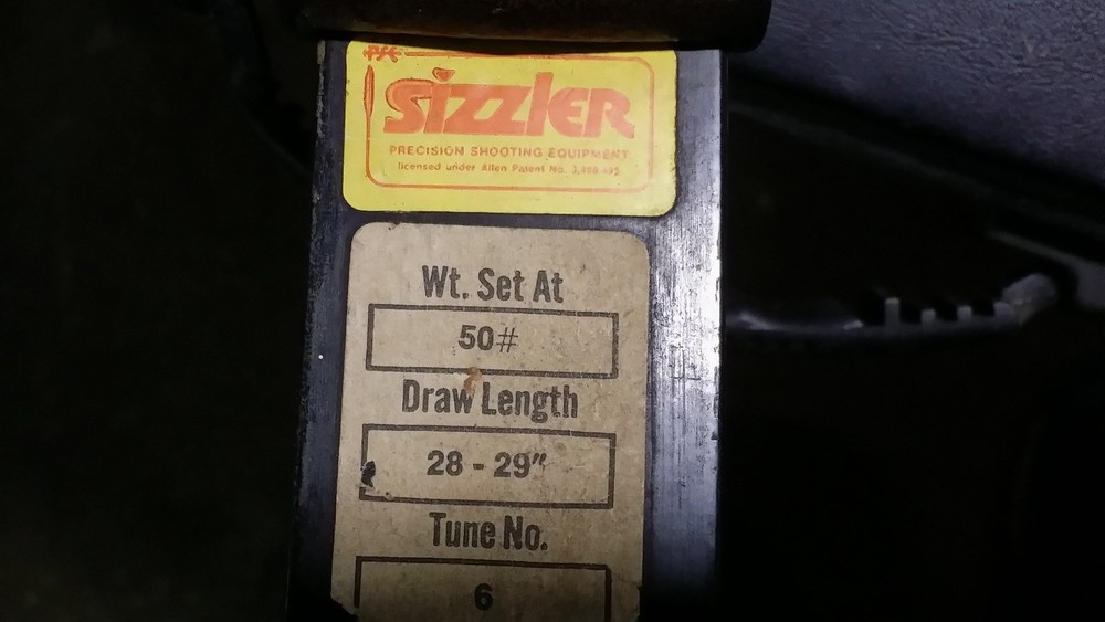 SIZZLER BOW 50IB FAIR CONDITION