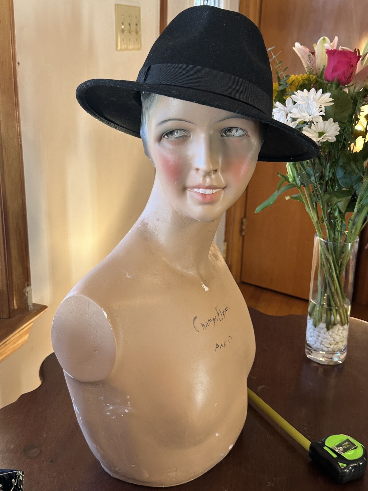 Vintage French Paris Lady Woman Hat Bust Head Champs Elysees Mannequin Plaster
