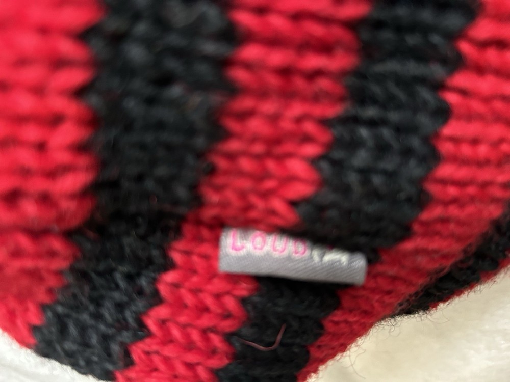 Red Black Skater, Snowboarding, Ski Wool Pixie Boho Hat , Large Great Condition