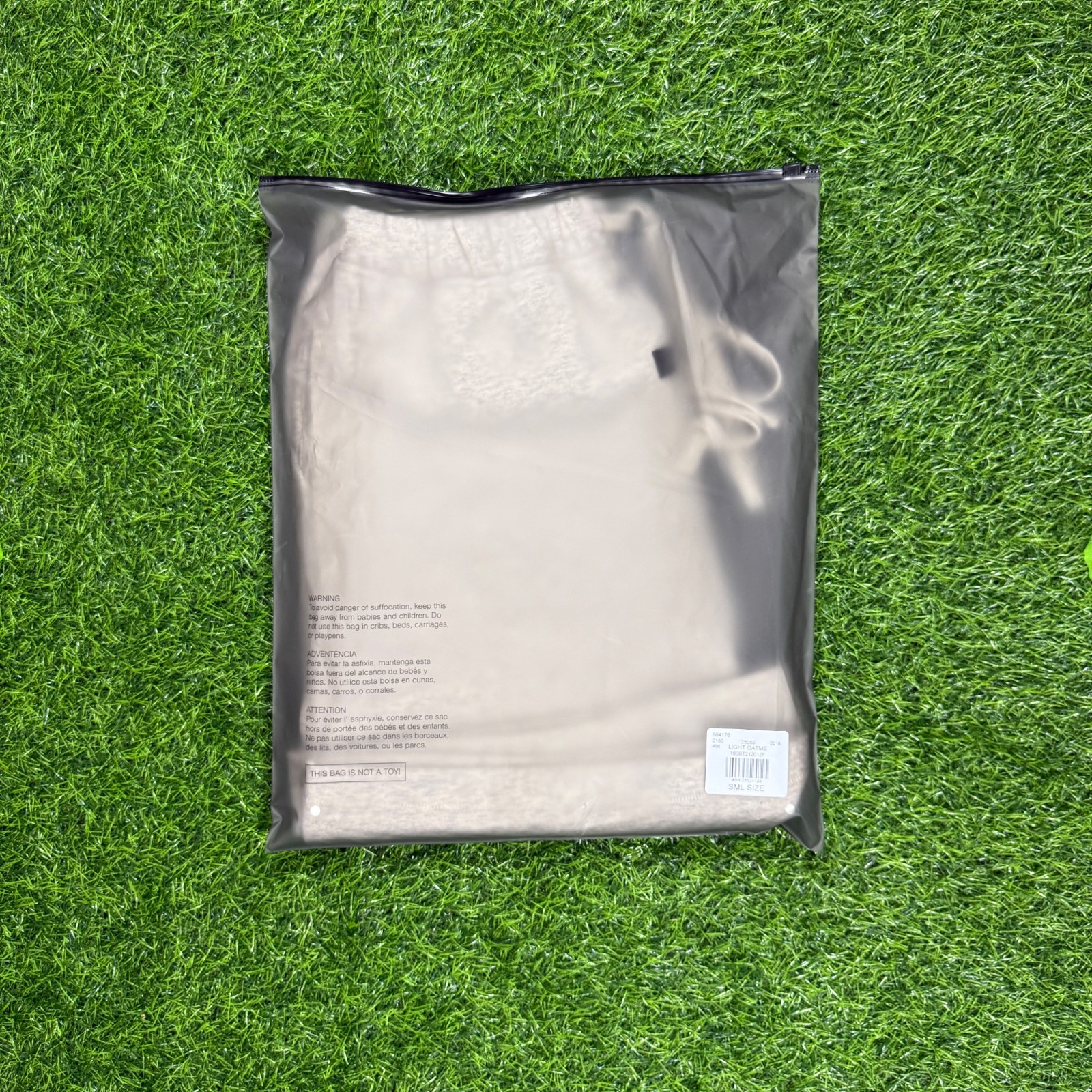 Fear of God Essentials Shorts SS22 Light Oatmeal - 100% Authentic (XS-XL)