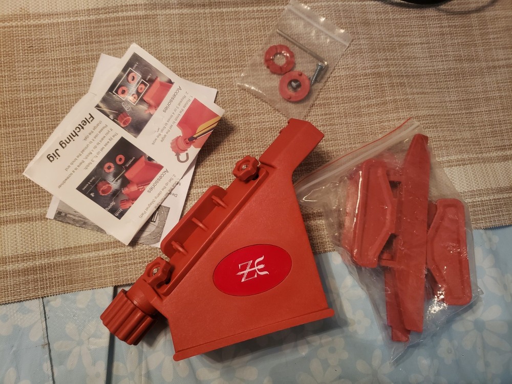 Fletching Jig For Arrows Durable Adjustable Easy Setup 3 Or 4 Vanes Red