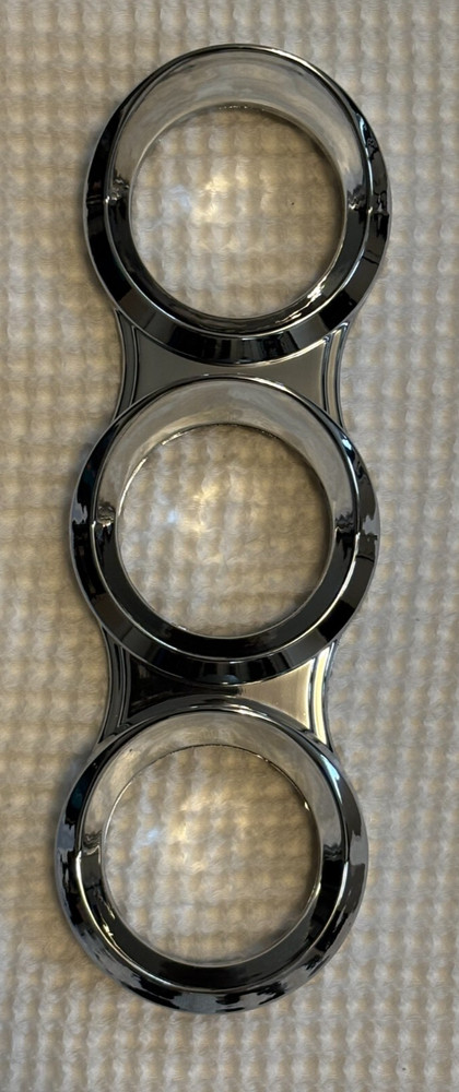 Freightliner Cascadia Chrome Small Vertical 3 Gauge Cluster W/ Visors