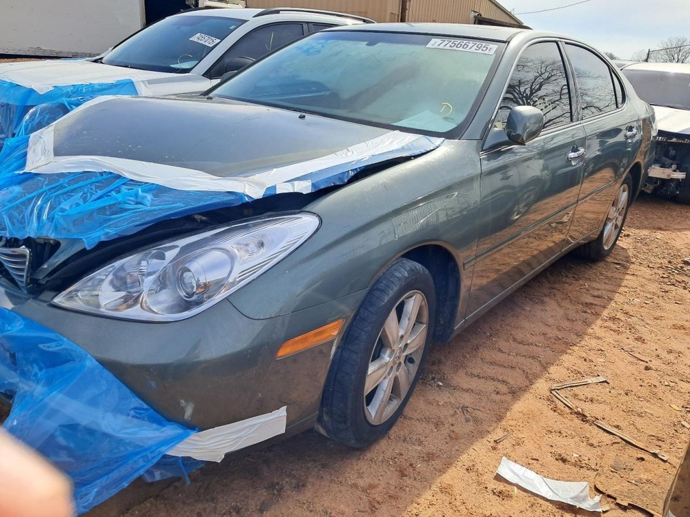 ES330 2005 Glove Box 5012744