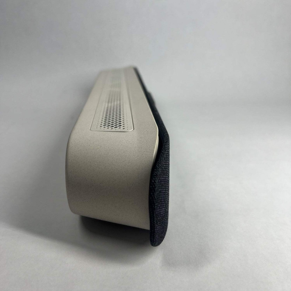 Poly Studio X30 Sound Bar P018